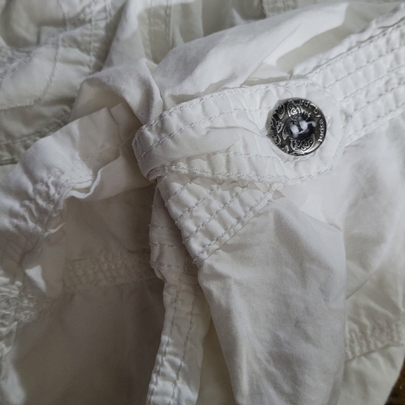 DC by Esprit white shorts - Picture 11 of 11